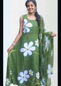 Chic Green Floral Kurta Set