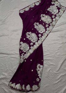 Elegant Embellished Y2K Purple Saree
