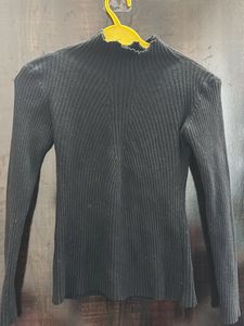 Black Ribbed Knit Long Sleeve Top
