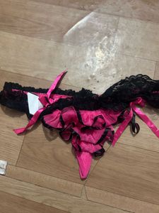 Ruffled Lace Bikini Briefs
