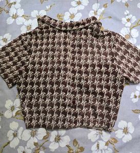 Chic Brown Monogram Print Crop Top