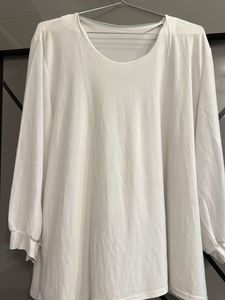 Elegant White Long Sleeve Top