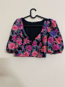 Zara Floral Puff Sleeve V-Neck Cropped Top