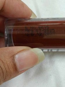 akind lip oil