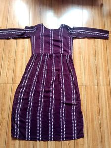⚡SALE!!⚡Pretty Maroon Side Slit Long Kurti