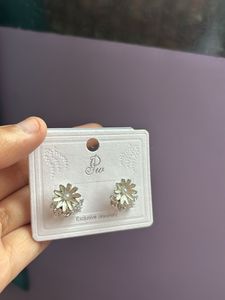 Daisy Stud Earrings with Crystals