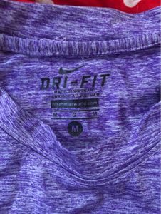 Tie-Dye print T-Shirt and Nike gym T-shirt
