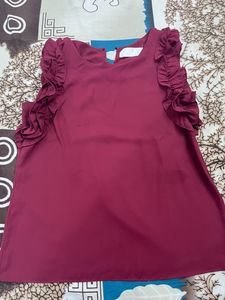 beautiful maroon top