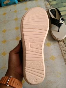 Stylish Women's Flip-Flop Sandals