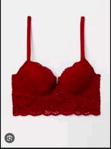 Red Lace Bralette with beautiful brief 👍