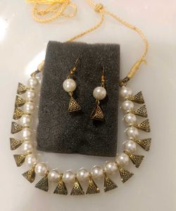 Pearl Necklace and Earrings Set