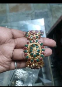 Gold Plated Kundan Bangles