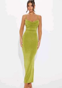 💚 Fashion Nova Rebecca Slinky Maxi Dress✨💚