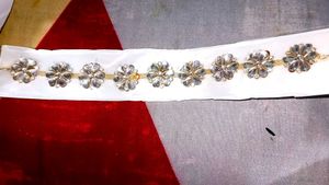 Exquisite Floral Embellished Chain