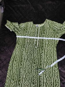Hurry Mehandi Green Bandhani Kurti On Sale!