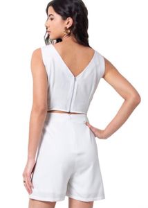 Chic White Sleeveless Jumpsuit