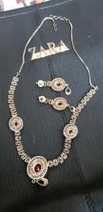 Jewellery set wid earings