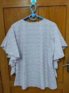Chic Lavender Floral Ruffle Sleeve Top