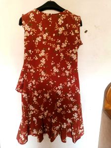 Chic Floral Print Dress L size