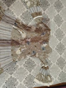 TRADITIONAL DRESS/KURTI