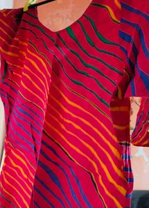 2 kurta combo Vibrant Striped Aline &amp; lehriya kurt