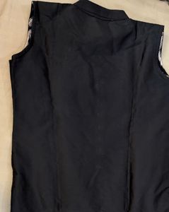 Embroidered Sleeveless Kurta with pants