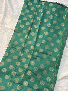 💥Chanderi Silk Fabric with Gold Motifs – 2 Meters