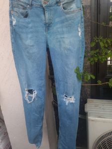 H&amp;M Ripped Jeans
