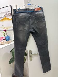 Price Drop ! Men’s Gray Denim Jeans