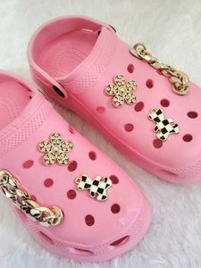 🎀 Pink Clog Shoes with Charms 🥰