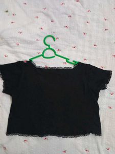 Floral Print Top with Lace Trim