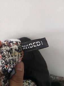 price drop!!! 🎀✨✨✨H&amp;M Divided Skirt