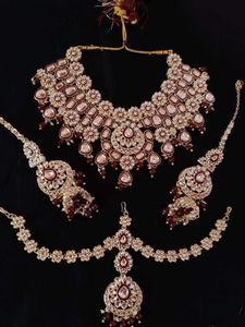 Stunning Indian Bridal Jewellery Set