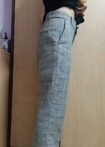 H&amp;M Checked Trousers 👖