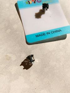 Magnet Black Diamond Earrings For Men