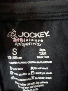 Comfortable black lower