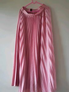 Elegant Pink Pleated Midi Skirt