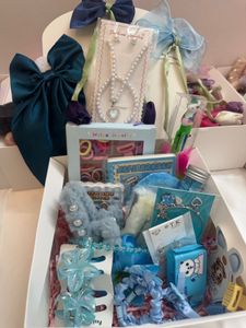 🚨🚨Cute Accessories Gift Box hamper limited stock