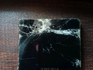 Only In Rs-999 Flagship Sony Xperia Z Phone