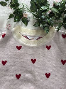Cute Heart Pattern Sweatshirt