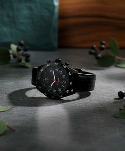 Minimalist Black Watch ⌚ price Dropped 🤗
