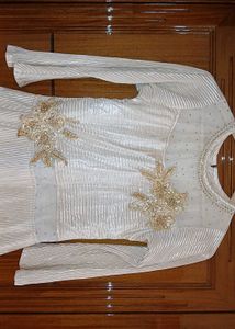 Selling A Gown With Imperfections In It.