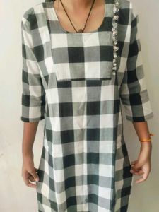 Black And White Checks Kurti