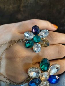 Stunning Gemstone Flower Necklace