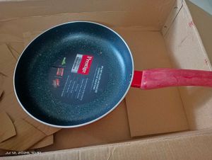 New prestige Kadai and Fry Pan Set