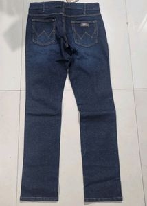 Trendy Men's Wrangler Jeans