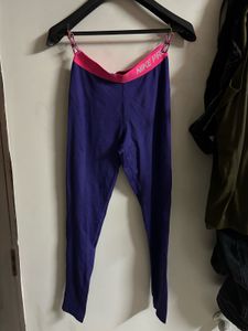 Nike Pro Women's Athletic Leggings