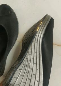 Sandal Used