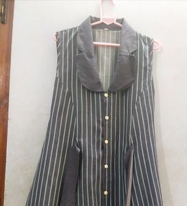 ❗ Price Drop ❗Stripped Blue Long Vest with Collor