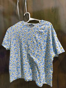Blue Daisy Print T-Shirt